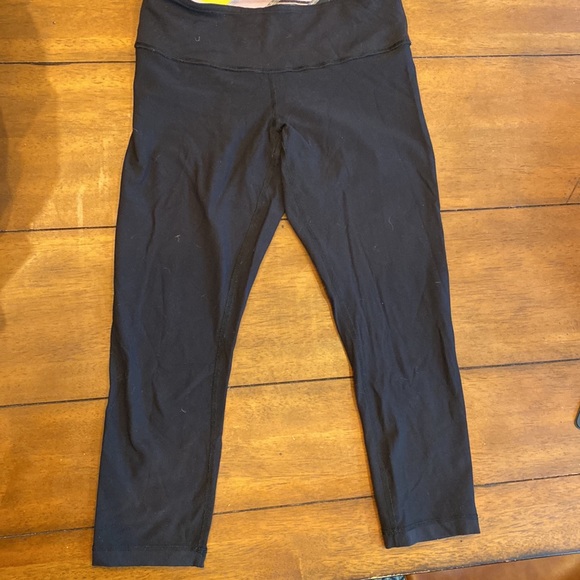 Lululemon Capri - Picture 3 of 4